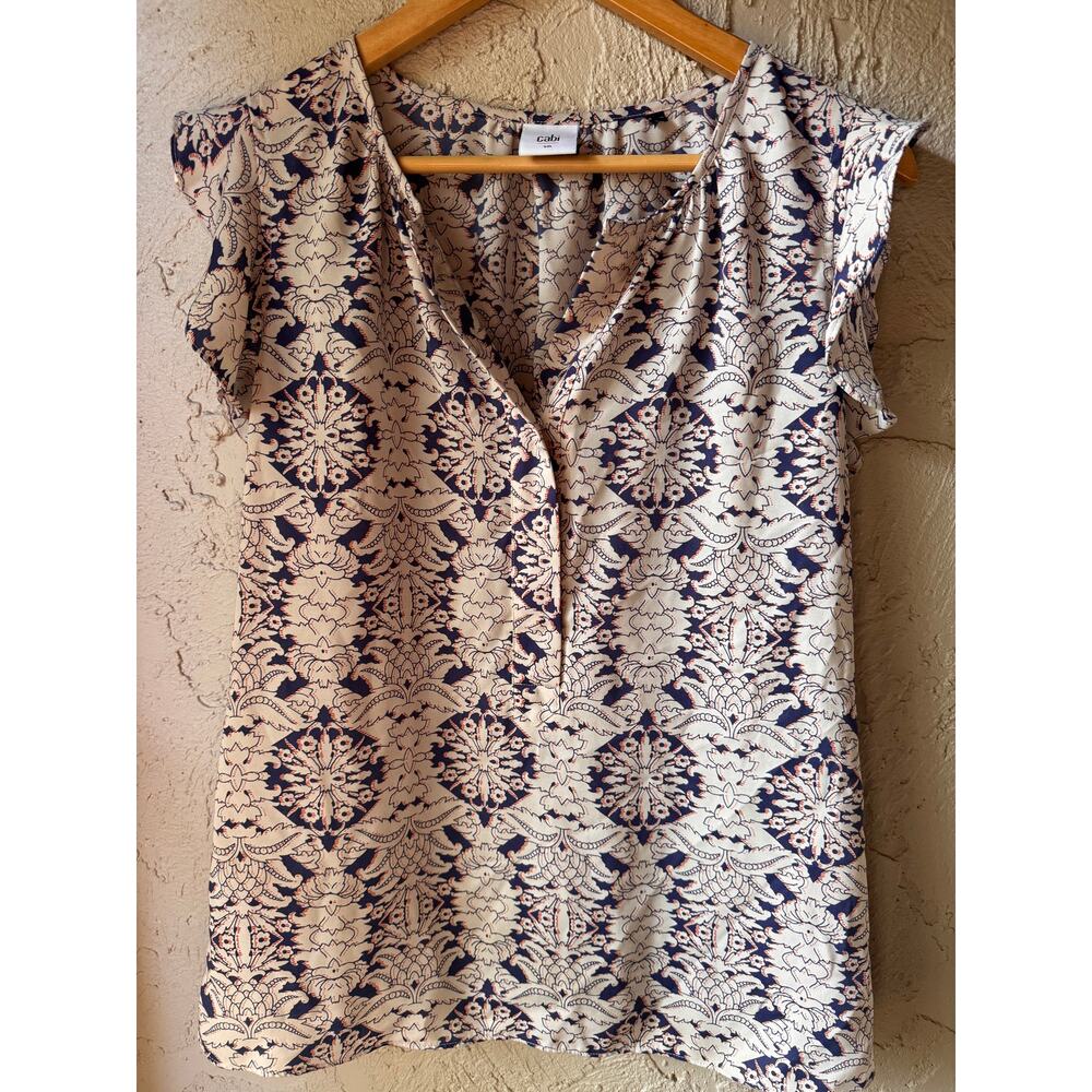 Cabi Flutter Sleeve Floral Blouse #3074 Size S